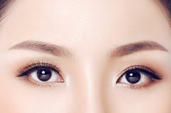 開內(nèi)眼角恢復(fù)自然需要多久