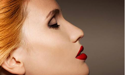 �ɶ����^�sС�ļ��tԺ��